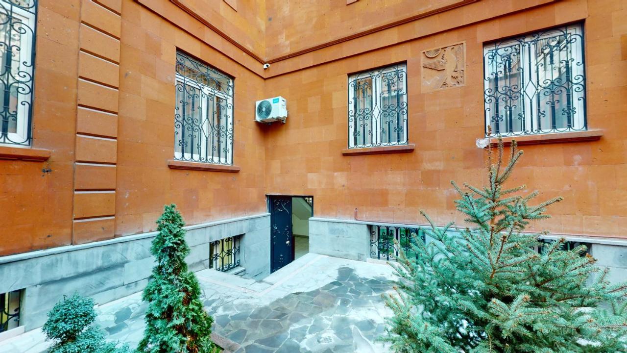 Aspar Boutique Hotel Jerevan Exteriör bild