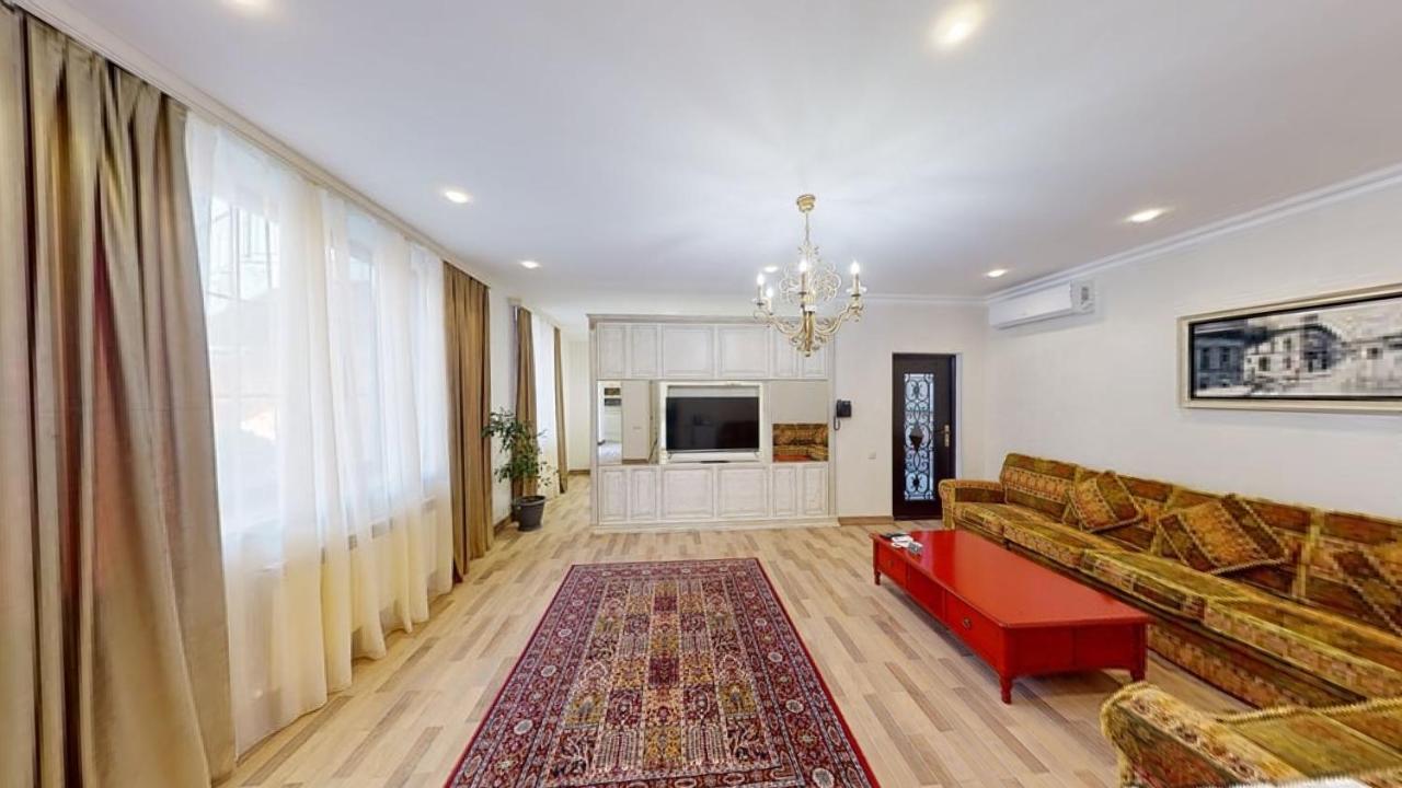 Aspar Boutique Hotel Jerevan Exteriör bild